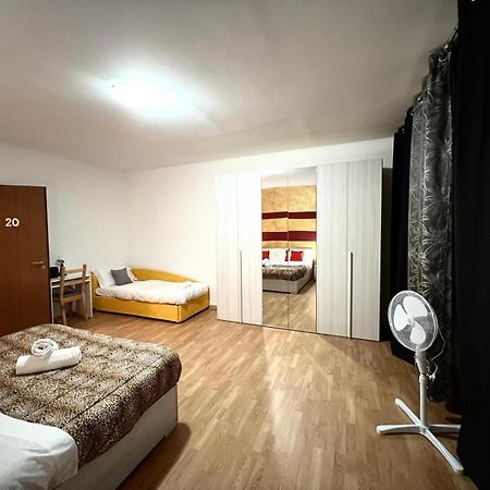 Venice Rooms Arian 01 Местре Экстерьер фото